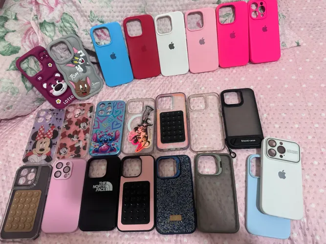 Capinhas iPhone 14 Pro e iPhone 12 
