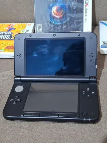 Nintendo 3DS XL Edição especial + JOGOS