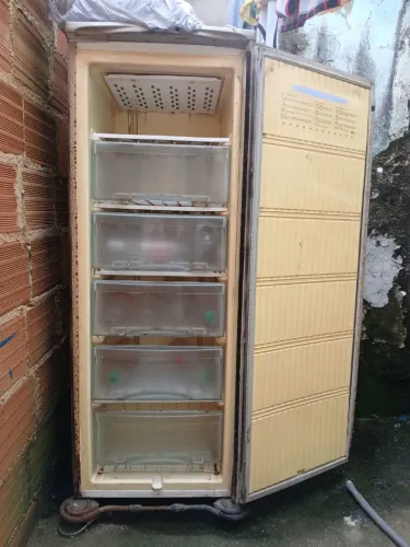 Freezer vertical 6 gavetas