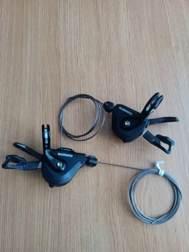 Par Rapid fire Novo/ trocador 11 vel Shimano modelo SL RS700