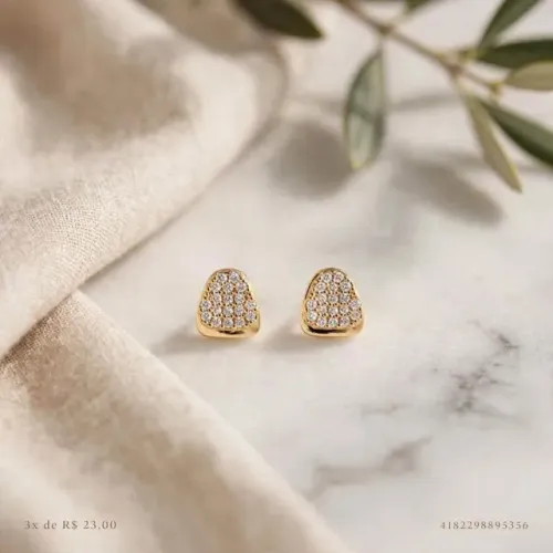 Brinco Trapézio Pavê Dourado - Orgânico Cravejado