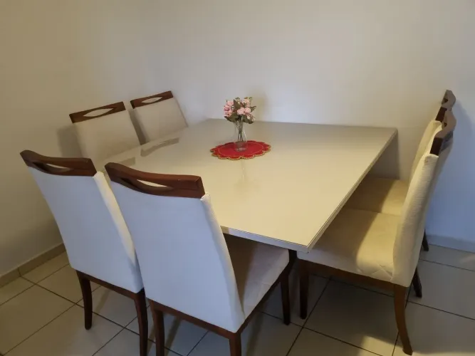 Mesa de jantar 1,50 x 1,50