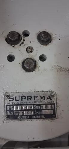 Cadeira raridade fabricada em 1963