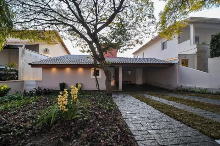 Casa com 3 dormitórios para alugar, 250 m² por R$ 12.497,60/mês - Alphaville 09 - Santana