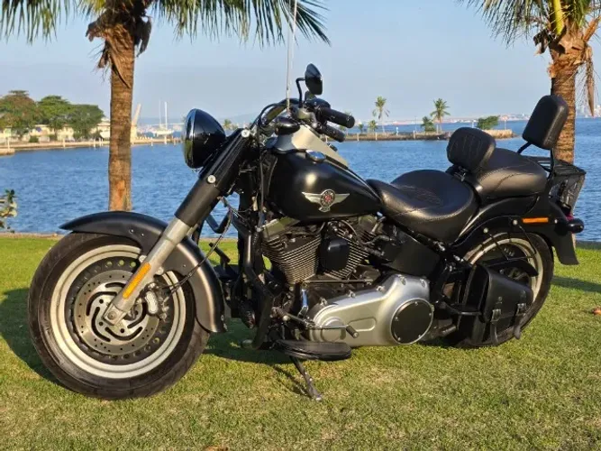 Harley-Davidson Fat Boy 2014 | Black Denim | Impecável + Acessórios