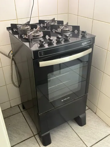 Fogão Atlas 4 Bocas Mesa de Vidro Preto com Forno