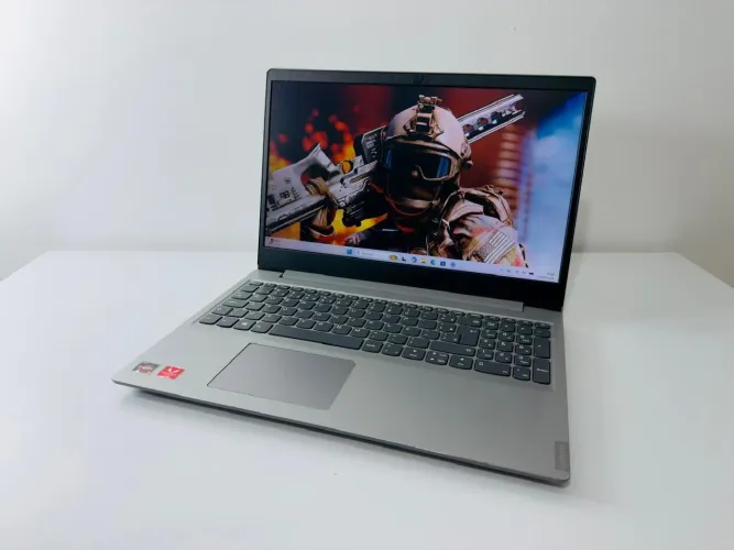 Notebook Lenovo AMD Ryzen 5-SSD 256GB Nvme-12GB Ram-Vega 8