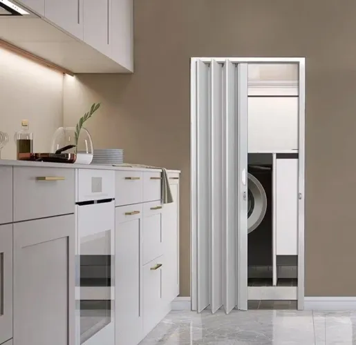 Porta Sanfonada de PVC da marca Plastilit, na cor Cinza