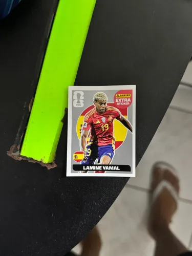 Figurinha legend de PRATA