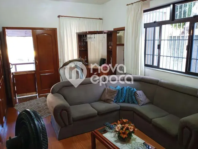 Higienópolis | Casa 8 quartos, sendo 4 suites