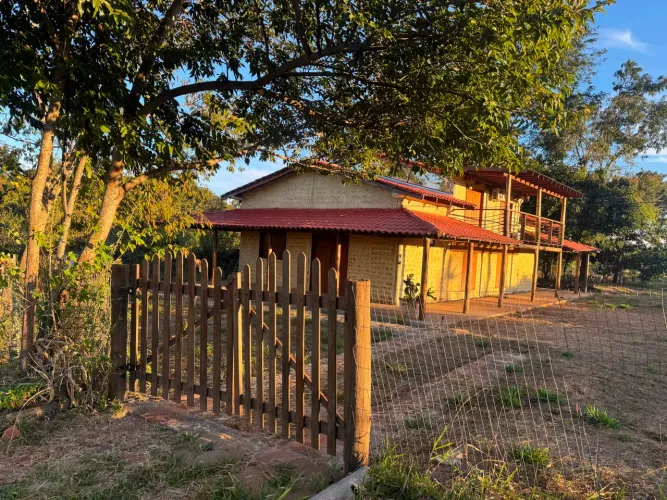 Casa em área rural a 3 minutos da cidade alto paraíso 