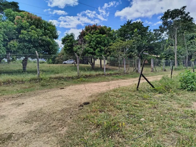 Rancho Voltado à pesca na região de Corinto/Lassance.