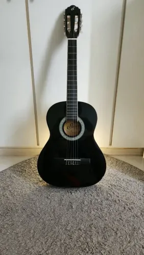 Violão clássico seminovo