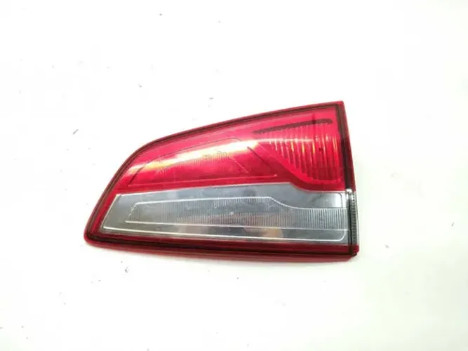 Lanterna Tampa Traseira Esquerda Ford Ecosport 2015 Esquerdo/motorista Vermelho