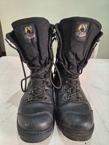 BOTA TÁTICA 43