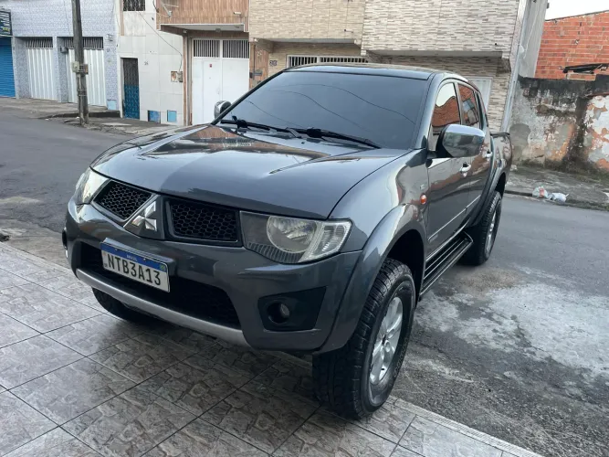 Mitsubishi L200 Triton HPE 3.2 CD TB Int.diesel AUT 2012