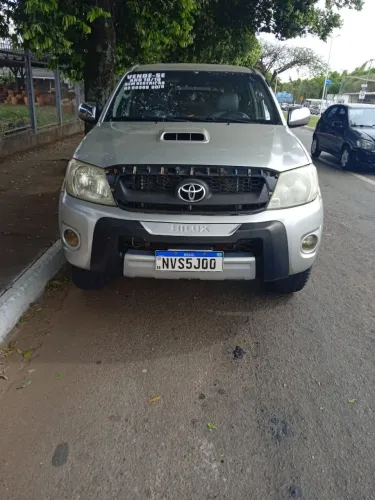 Toyota Hilux CD SRV D4-d 4X4 3.0 TDI Diesel AUT 2010