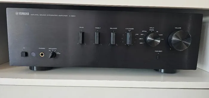 Amplificador Integrado Yamaha A-S501 com DAC - Excelente Estado (Com Controle)