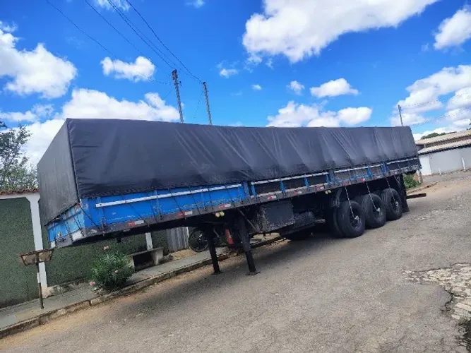 Carreta guerra a venda