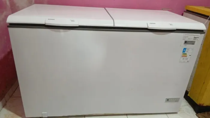 Vendo freezer refrigerador Consul, CHB53 horizontal com 534 litros é 2 portas branco.
