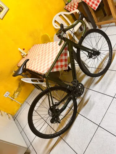 Bicicleta Absolute all road