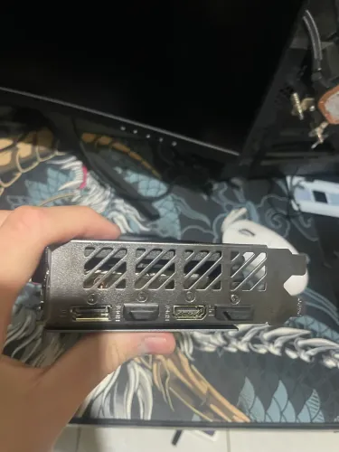 GTX 4060 OC 8GB Gigabyte