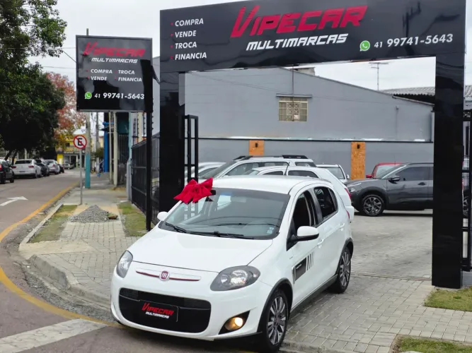 Fiat Palio Sporting 1.6 Flex 16V 5P 2015