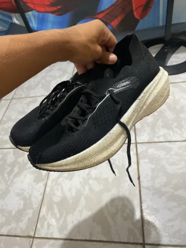 Tenis marca Oxer modelo speed