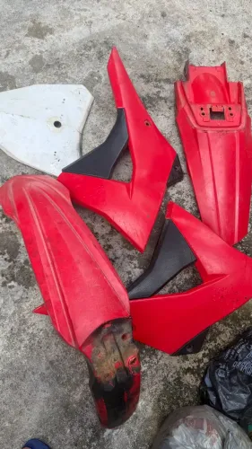 Roupa de crf 230 vermelha . Vendo e troco