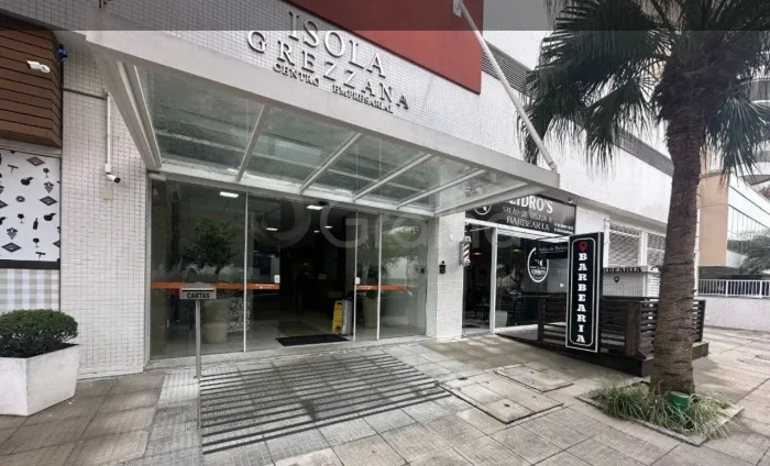 Sala Comercial para Venda em Florianópolis, Itacorubi, 1 banheiro, 2 vagas