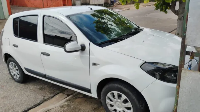 Renault Sandero Expression Hi-flex 1.0 16V 5P 2013