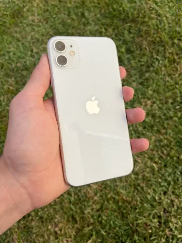 iPhone 11 Branco 256GB Conservado Sem Detalhes
