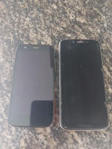 Celular quebrado 
