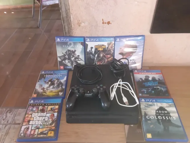 Console PS4 Slim + 1 Controle + Kit com 7 Jogos Mídia Física + 500GB