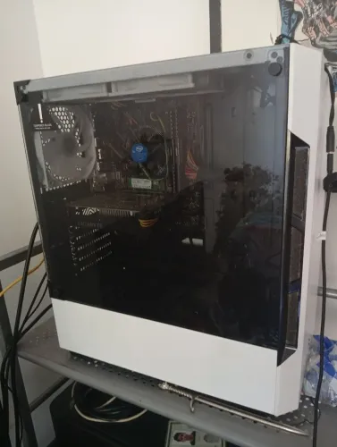 PC Gamer + Monitor