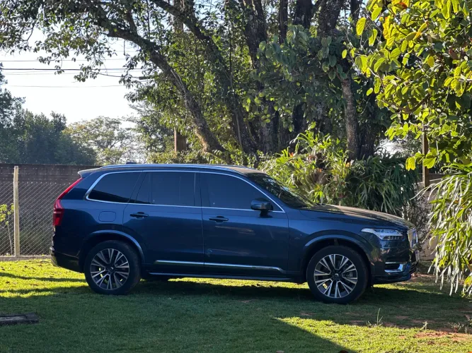 Volvo XC-90 XC 90 T-8 Híbrido Momentum 2.0 5P 2021