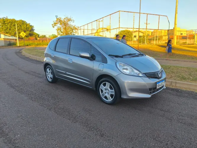 Honda Fit DX 1.4 Flex 16V 5P Mec. 2014