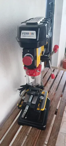 Furadeira de bancada 350w 1/2 pol ferrari