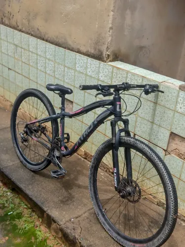 Bicicleta aro 29 ATHOR / vendo ou troco por algo do meu interesse !