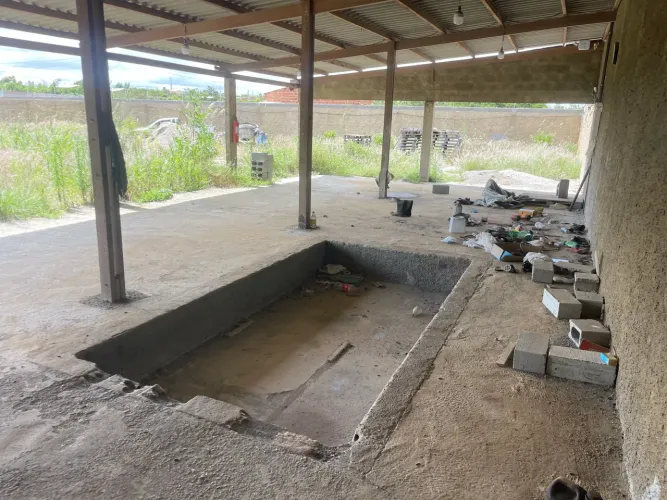 Área para depósito,fábrica de blocos,material de construção,oficina,galpão