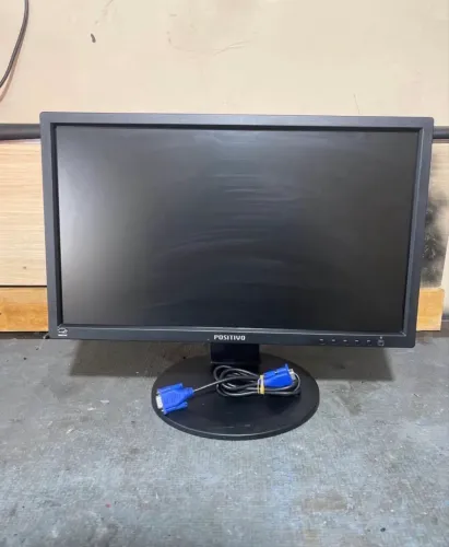 Monitor base articulada 20 Pol, em perfeito estado