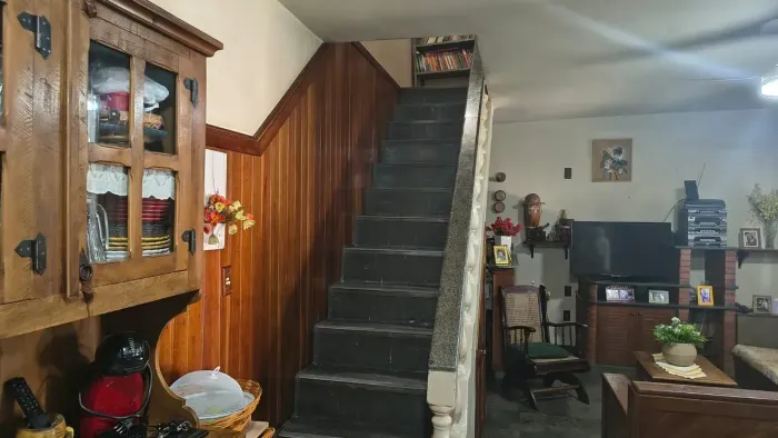 Lindo sobrado á venda em uma excelente localização