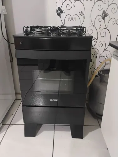 Tá semi novo, ótimo estado.