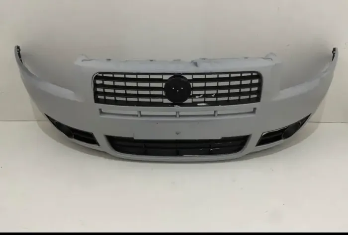 Parachoque Dianteiro Fiat Strada 2008 2009 2010 2011 2012 2013 Novo Original Sem Uso  