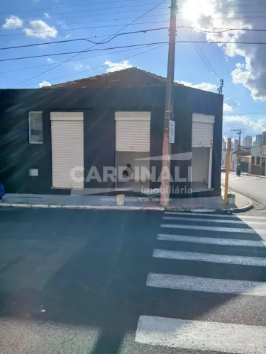 Salão comercial na Vila Xavier próximo ao Shopping Lupo em Araraquara