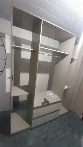 Montador guarda roupa