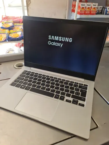 Notebook Samsung Book Go