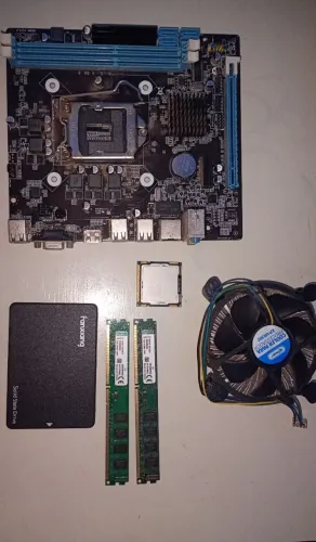Intel core i5-650 + placa mãe+ memória ram ddr3 8gb(2x4) + SSD 120gb + Air cooler )