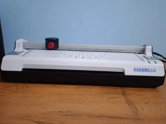 Plastificadora mazzilli A4