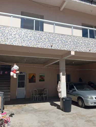 Vendo casa com kitnet inclusa em Itaóca praia 
